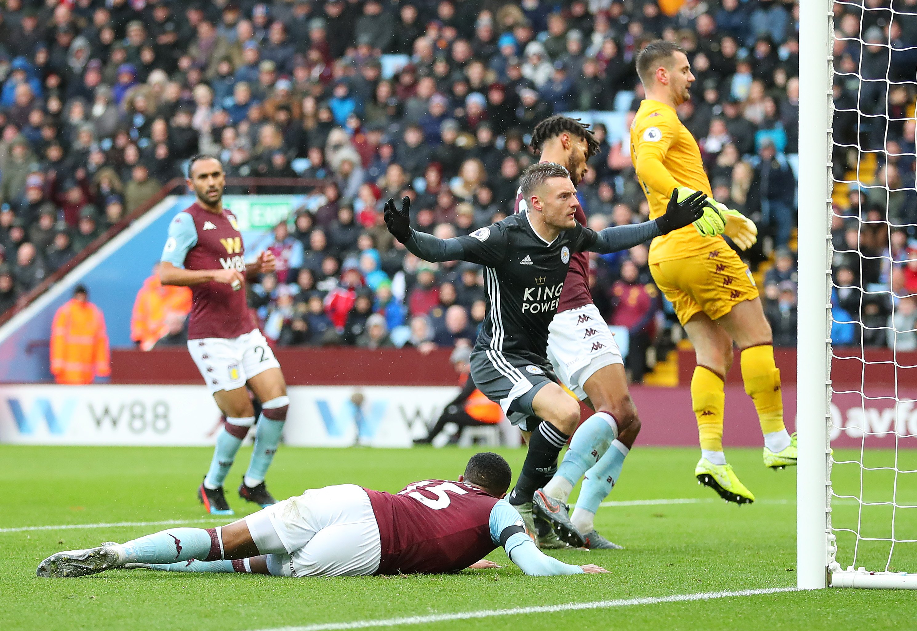 论球粘在脚上，没人比小罗更强了吧.